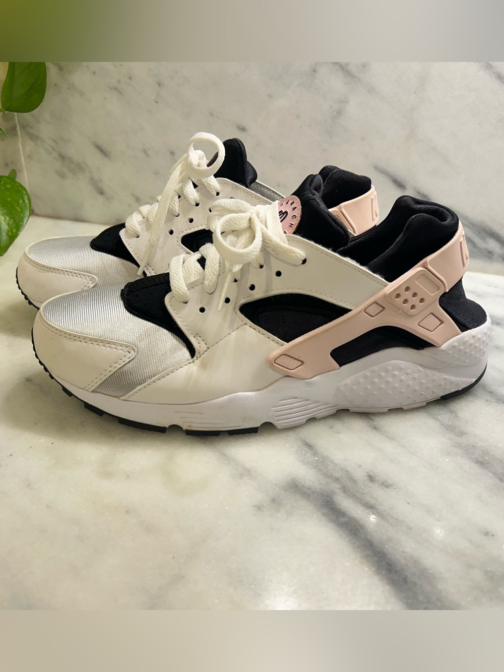 Nike Shoes Youth 7 Air Huarache Run Low Sneaker White Pink Lace Up 654275-115